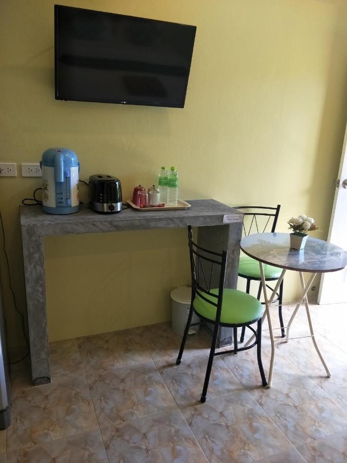Airee Mini House Hostel Bang Tao Beach  Exterior photo